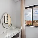 Apartment Marina View - Da Rocha *
